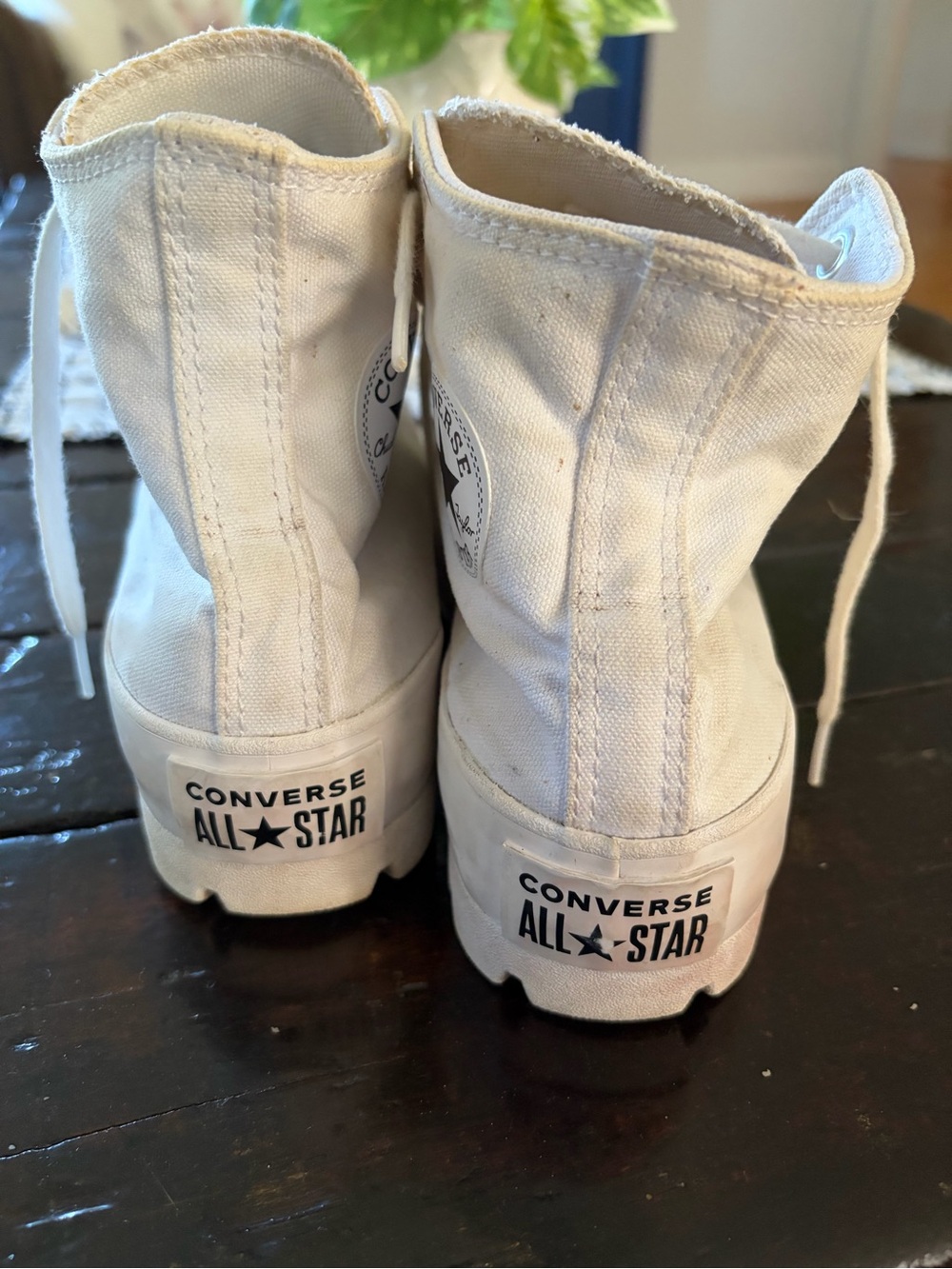 Converse Chuck Taylor All Star Lugged High Top White Platform Sneakers Size 6